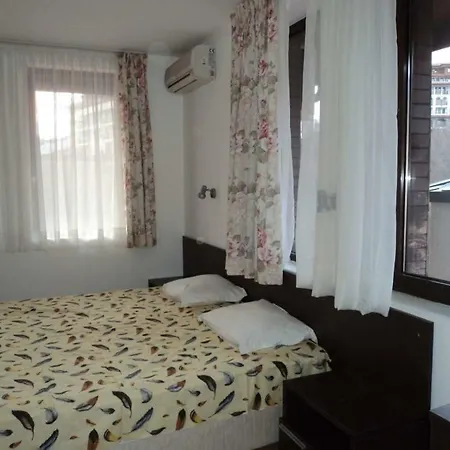 Apartament Etara 2, Sea View, Top Floor *