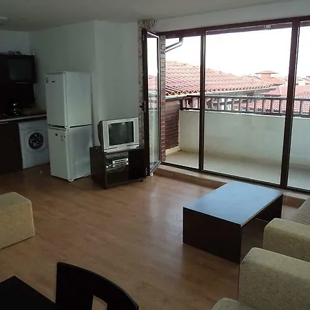 Etara 2, Sea View, Top Floor Apartament *